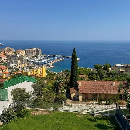 Mont Des Olives - Cap D'ail- App7 *