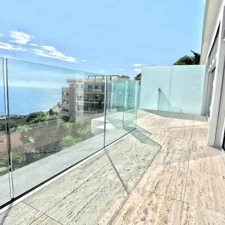 Mont Des Olives - Cap D'ail- App7 *